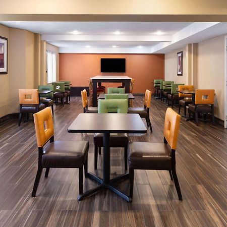 Baymont By Wyndham Newark At University Of Delaware Extérieur photo