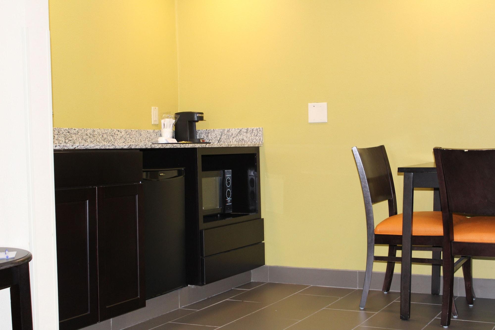 Baymont By Wyndham Newark At University Of Delaware Extérieur photo