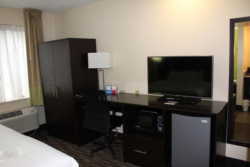 Baymont By Wyndham Newark At University Of Delaware Extérieur photo