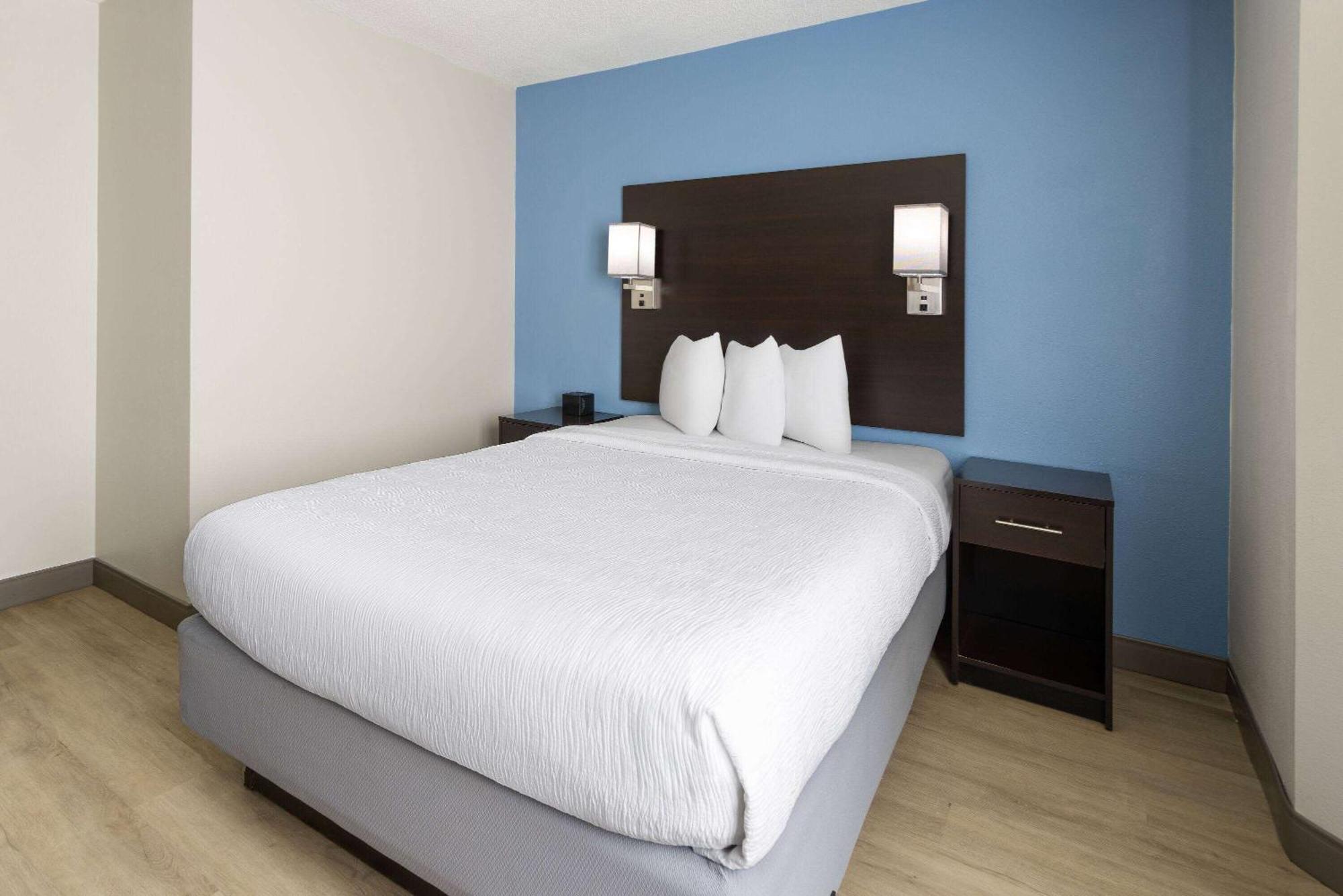 Baymont By Wyndham Newark At University Of Delaware Extérieur photo