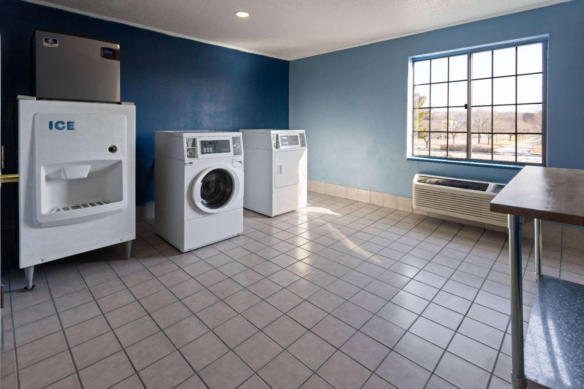 Baymont By Wyndham Newark At University Of Delaware Extérieur photo