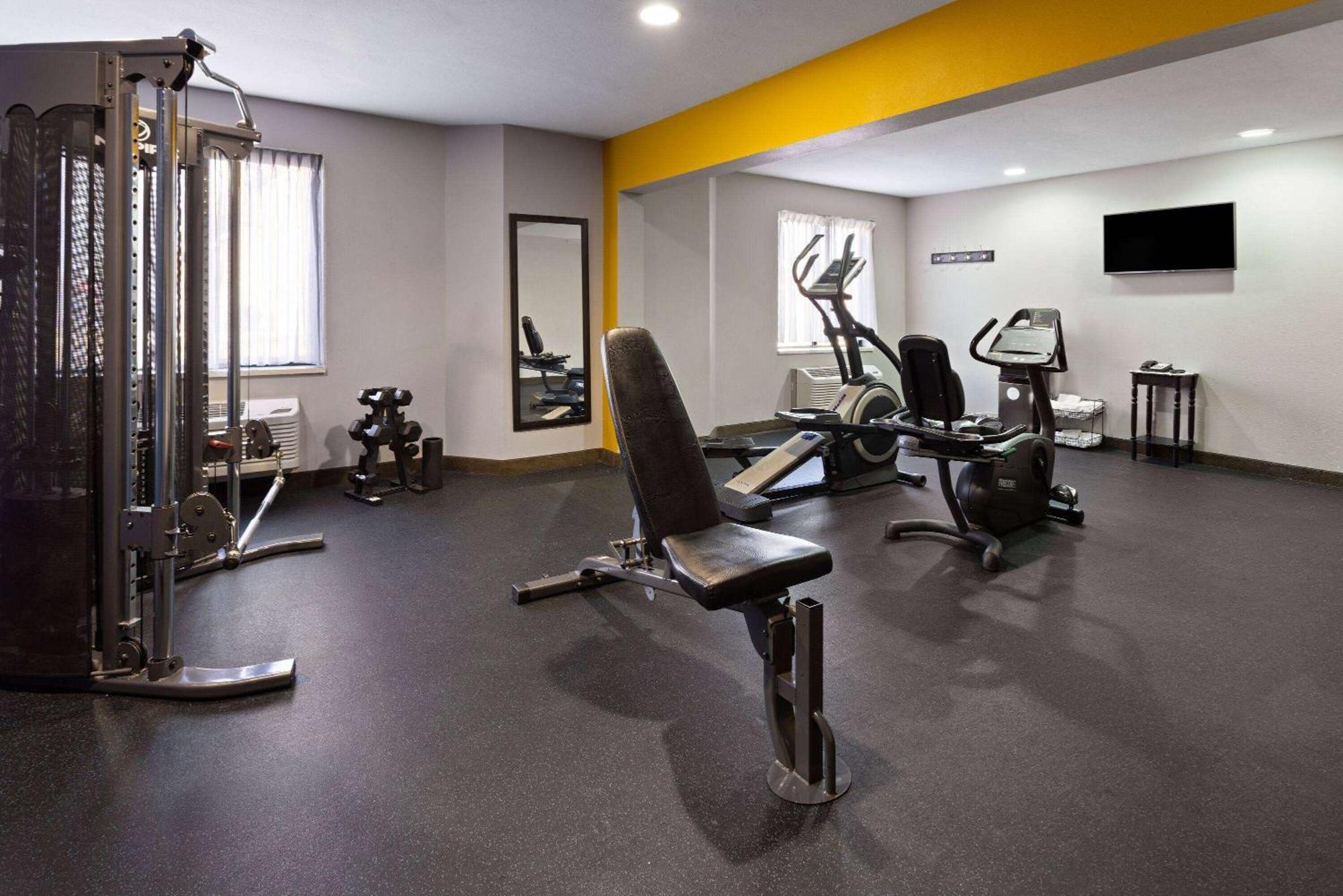 Baymont By Wyndham Newark At University Of Delaware Extérieur photo