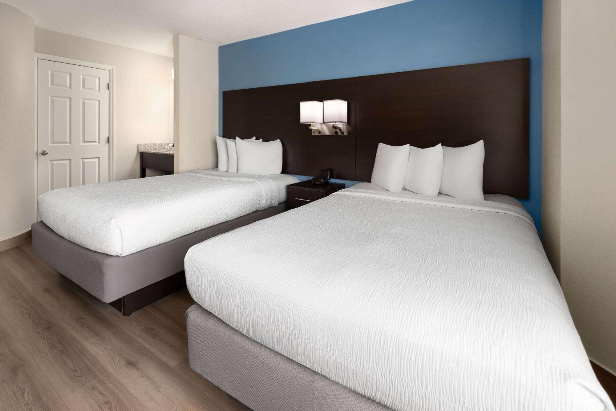 Baymont By Wyndham Newark At University Of Delaware Extérieur photo