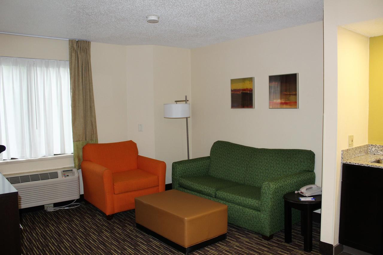 Baymont By Wyndham Newark At University Of Delaware Extérieur photo